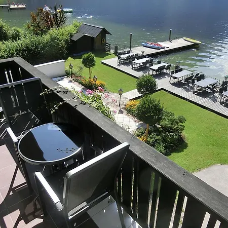 Haus Am See 3*