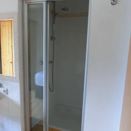 Hotel Haus Am See 3*